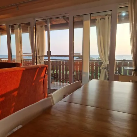 Bella Vista Néa Meságkala